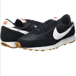 NEW Nike Women's Walking Industrial Shoe Size 8.5